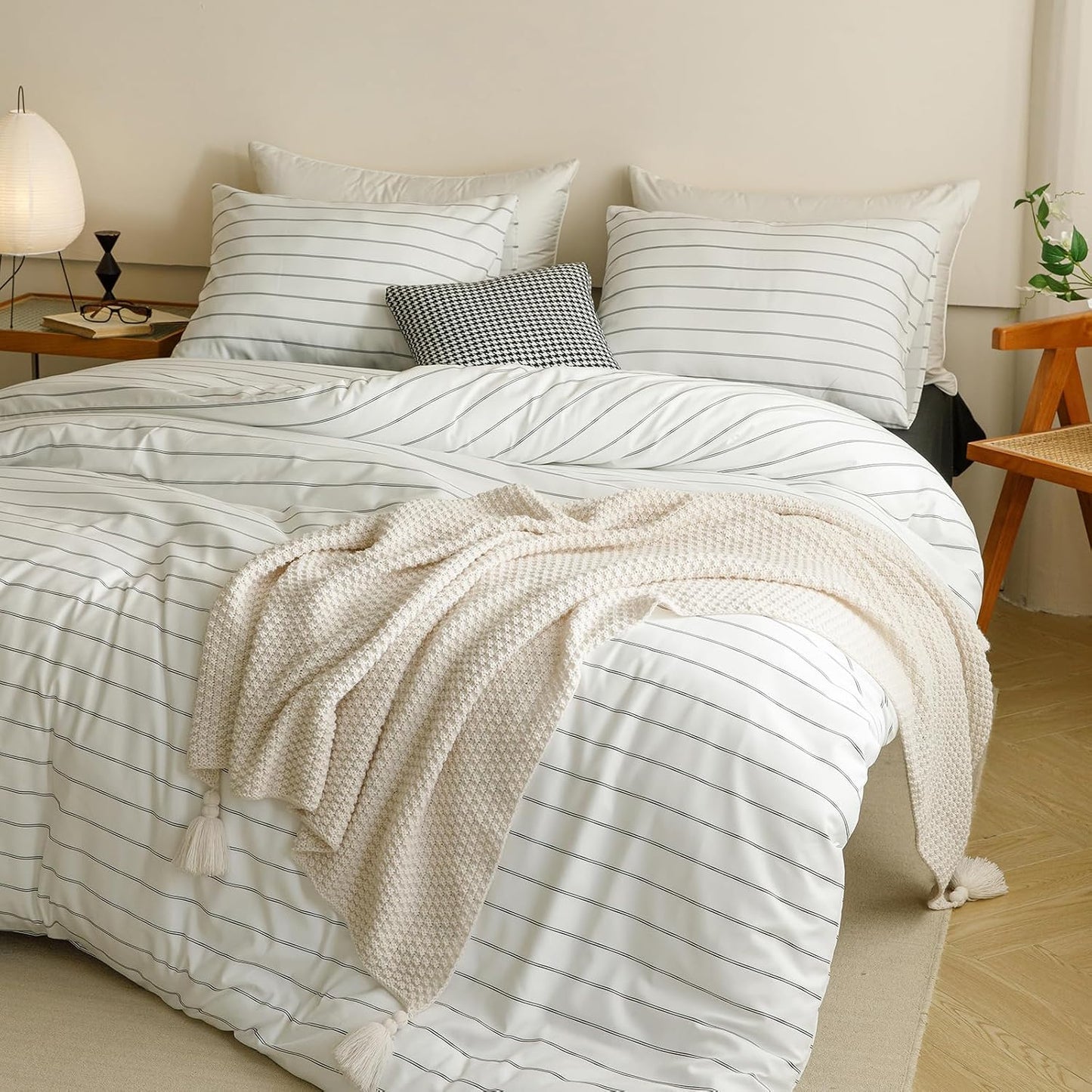 Striped Queen Comforter Set White Black Bedding Comforter Sets White Queen Comforter Soft Farmhouse Comforter with 2 X Pillow Cases